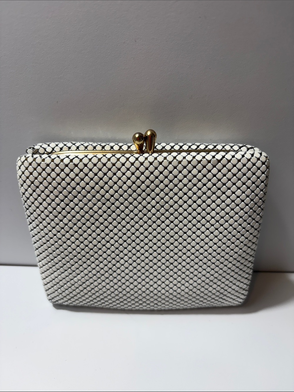 Vintage Whiting & Davis White Mesh Kiss-Lock Clutch with Gold Hardware